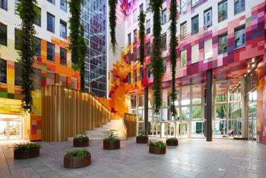 ONE METRO CAMPUS DÜSSELDOF - CORPORATE HEADQUARTERS. METRO AG ATRIUM & GASTRONOMIE. FERTIGSTELLUNG ERSTER BAUABSCHNITT - © METRO PROPERTIES Holding GmbH