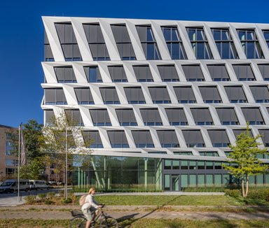 ONE PLAZA Düsseldorf - © HPP Architekten / MOMENI Gruppe, Foto: Ralph Richter